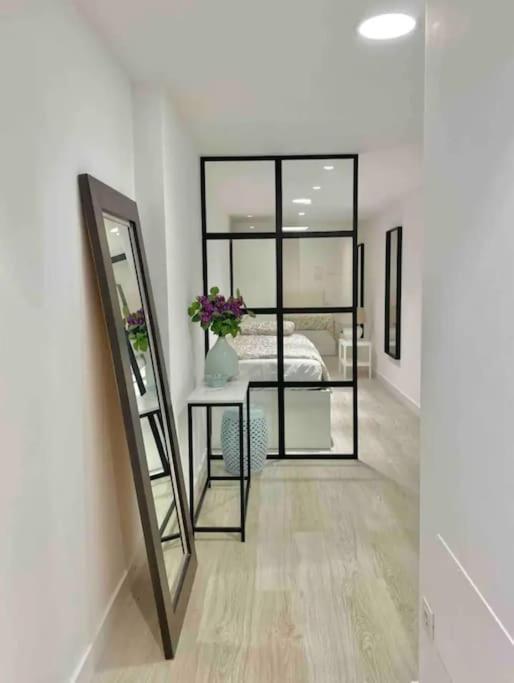Moderno Apartamento Con Garaje Privado En El Centro De Виго Экстерьер фото