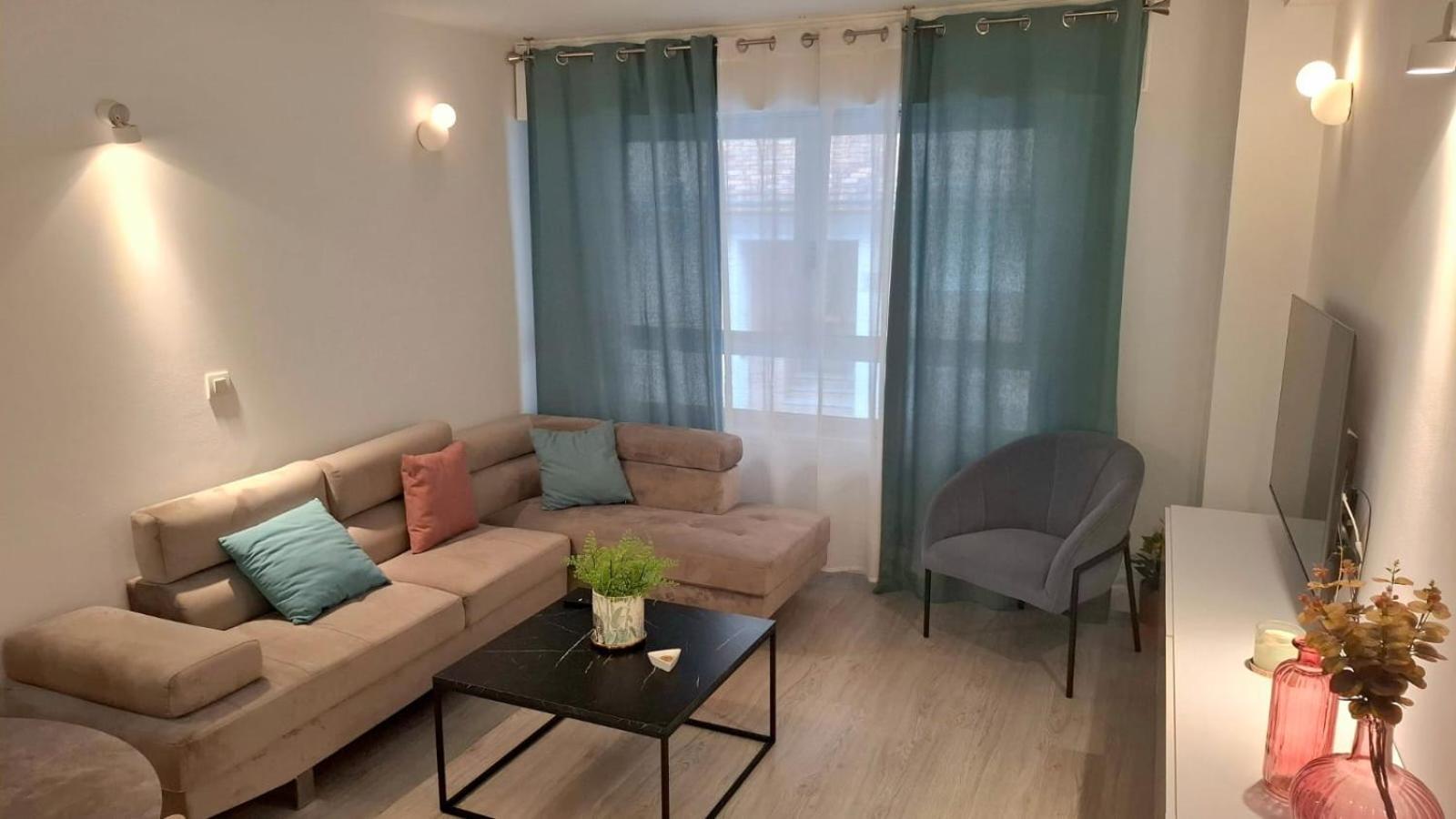 Moderno Apartamento Con Garaje Privado En El Centro De Виго Экстерьер фото