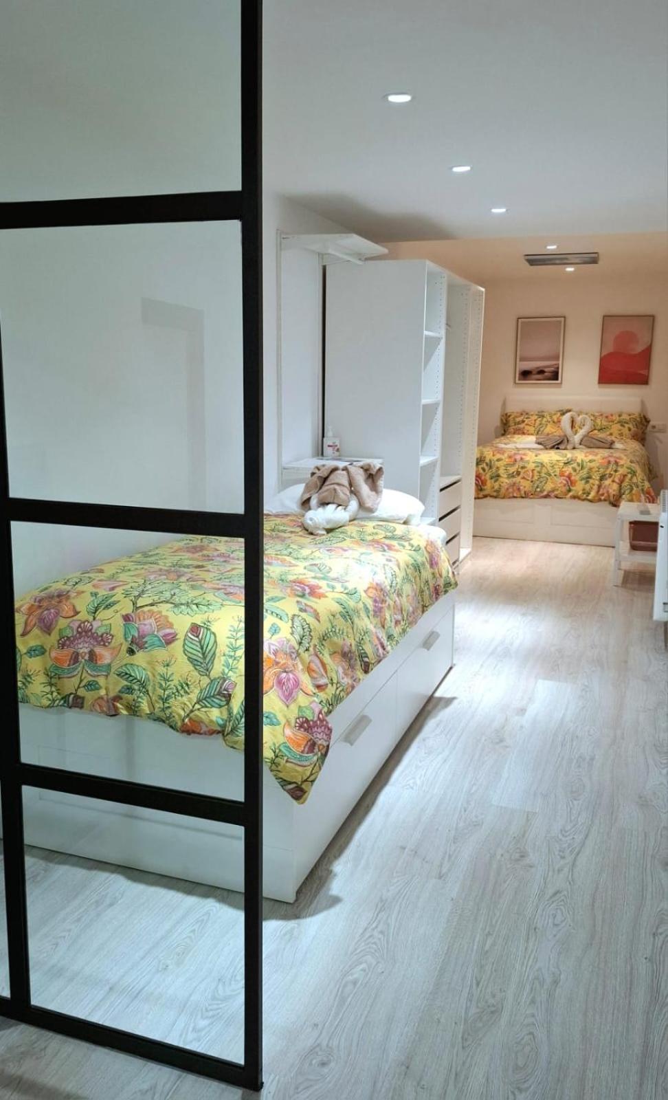 Moderno Apartamento Con Garaje Privado En El Centro De Виго Экстерьер фото