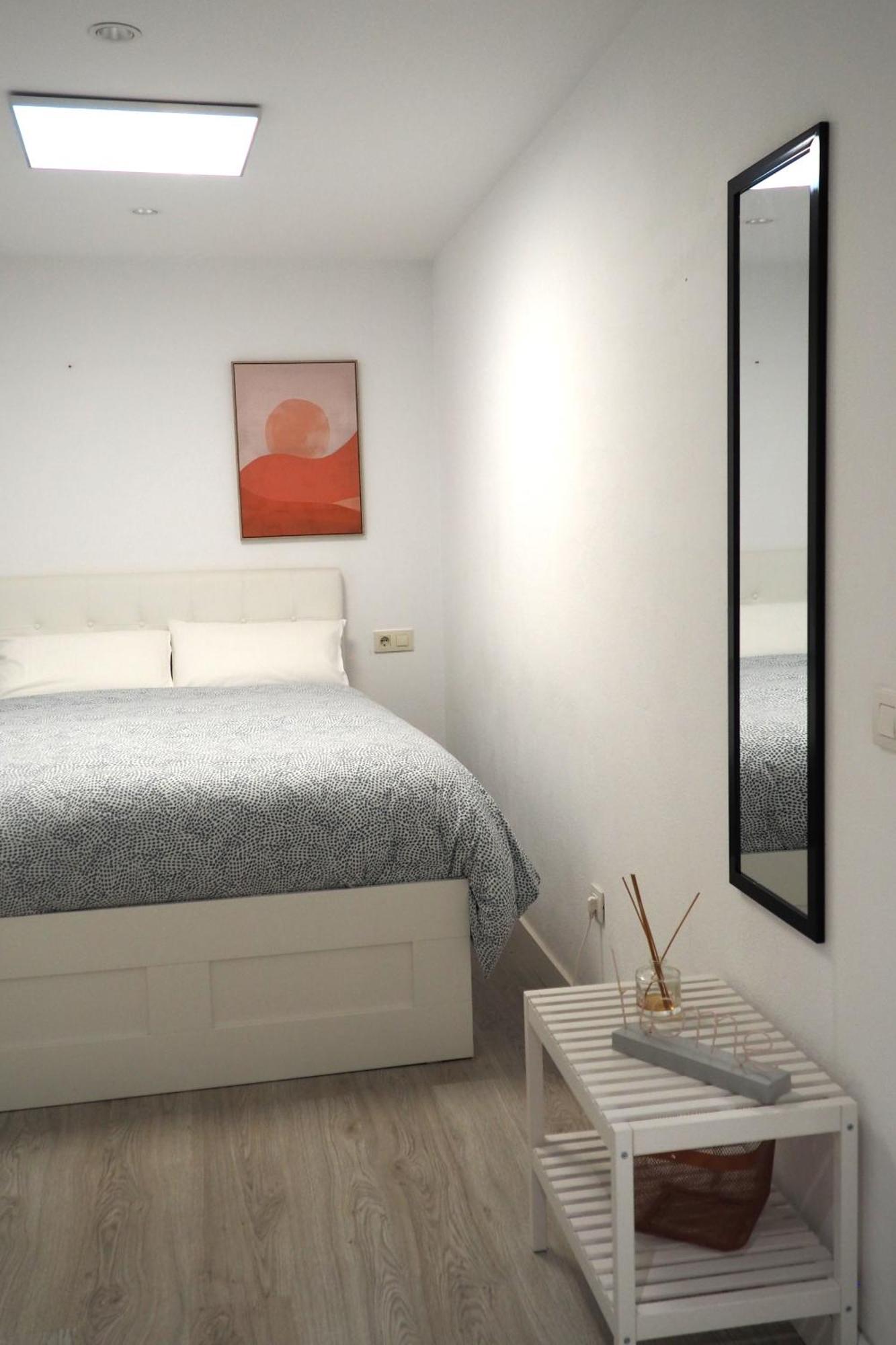 Moderno Apartamento Con Garaje Privado En El Centro De Виго Номер фото